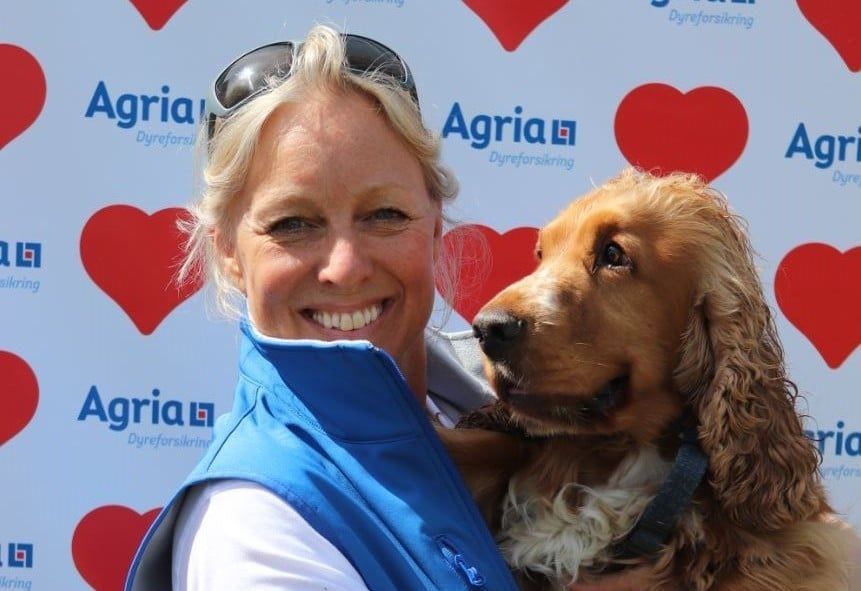 Bente Vikenes og hund