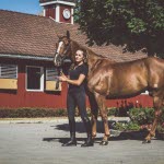 Alida Louise Sandvold og hennes hest Joey